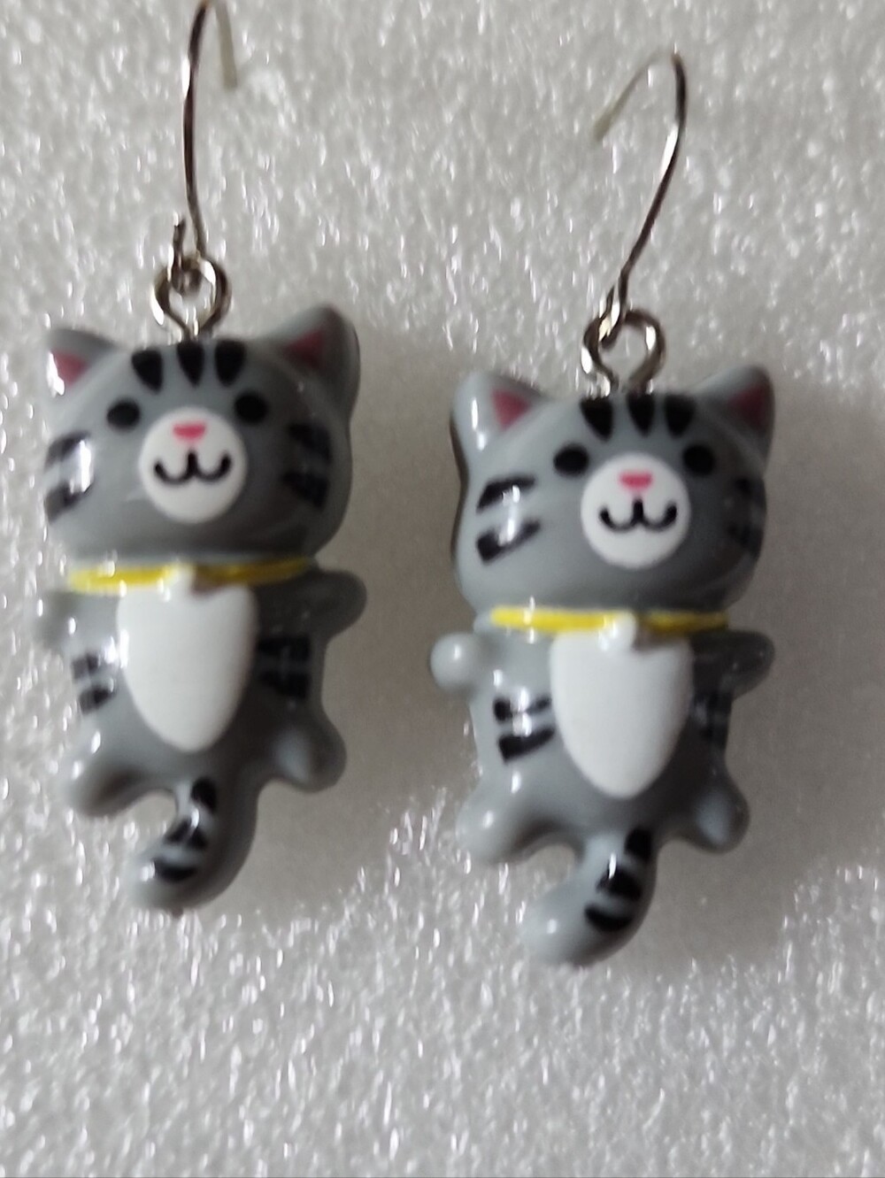 Hand Crafted Gray and White Cat Dangle Earrings with Yellow Collar